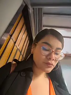 Snapshot of Insane_Issa chatting on December 22, 2024, 6:37 pm Insane Issa online show from December 22, 2024, 6:37 pm