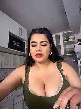 Snapshot of Insane_Issa chatting on January 11, 2025, 6:54 pm Insane Issa online show from January 11, 2025, 6:54 pm