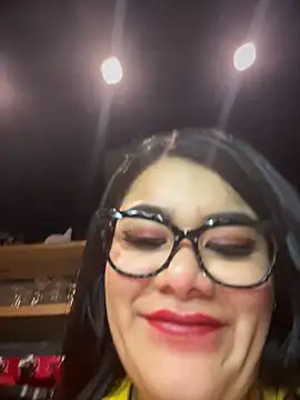 Snapshot of Insane_Issa chatting on February 2, 2025, 9:34 pm Insane Issa online show from February 2, 2025, 9:34 pm