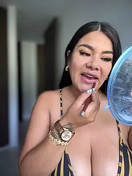 Insane Issa online show from November 22, 2025, 4:17 pm