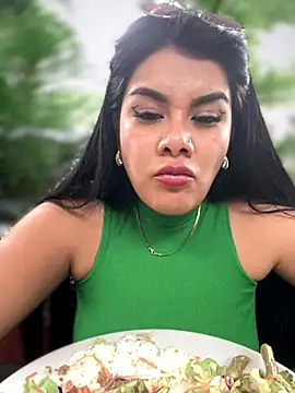 Insane Issa online show from December 20, 2025, 7:10 pm