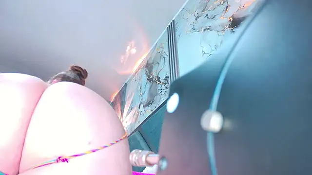 NathaxaLeans online show from February 5, 2026, 11:48 am