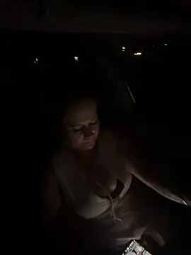 SummerBlueMoon online show from February 18, 2026, 5:58 am