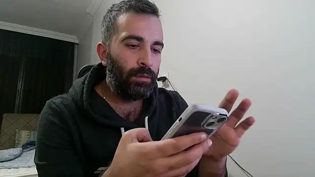 tgltplsr online show from December 7, 2024, 9:00 pm