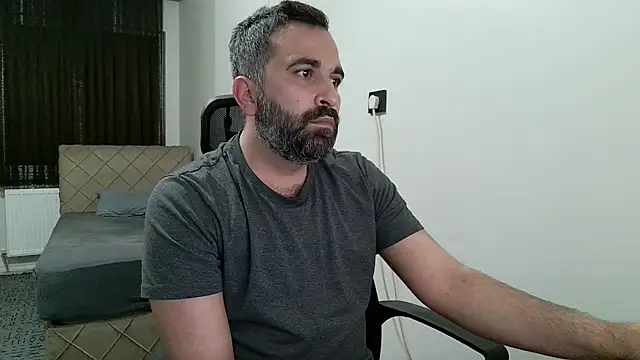 tgltplsr online show from February 20, 2026, 9:37 pm