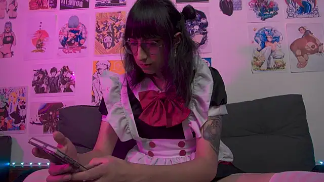 Snapshot of snowblack_ chatting on January 13, 2025, 2:32 pm snowblack online show from January 13, 2025, 2:32 pm