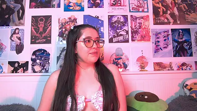 Snapshot of snowblack_ chatting on February 15, 2025, 11:17 am snowblack online show from February 15, 2025, 11:17 am