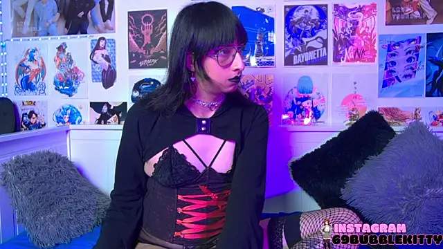 Snapshot of snowblack_ chatting on March 5, 2025, 4:02 pm snowblack online show from March 5, 2025, 4:02 pm