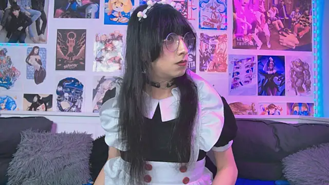 Snapshot of snowblack_ chatting on September 13, 2025, 2:06 pm snowblack online show from September 13, 2025, 2:06 pm