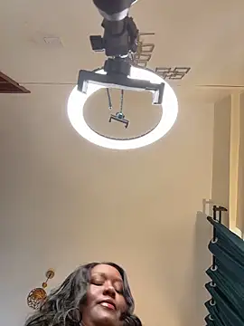 Snapshot of m_yummyshish chatting on November 5, 2025, 12:49 pm m yummyshish online show from November 5, 2025, 12:49 pm