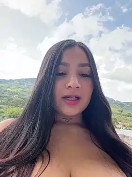 LunaBaker-1 online show from December 14, 2025, 8:13 pm