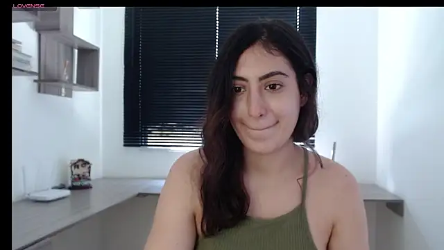 MIYESSI online show from February 19, 2025, 4:33 pm