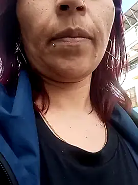 Snapshot of KaiicyQuuen chatting on February 5, 2025, 2:05 pm KaiicyQuuen online show from February 5, 2025, 2:05 pm