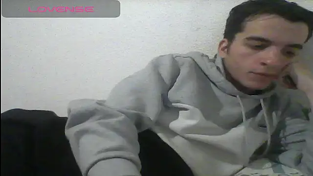 Snapshot of Tombgy07 chatting on January 7, 2025, 8:21 pm Tombgy07 online show from January 7, 2025, 8:21 pm