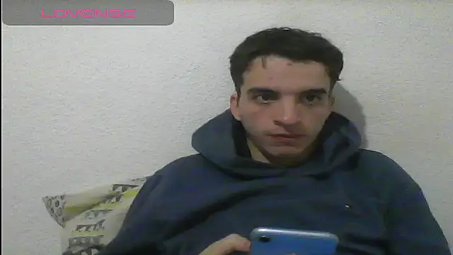 Snapshot of Tombgy07 chatting on March 2, 2025, 9:22 pm Tombgy07 online show from March 2, 2025, 9:22 pm