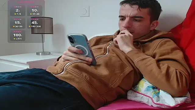 Snapshot of Tombgy07 chatting on November 28, 2025, 3:04 pm Tombgy07 online show from November 28, 2025, 3:04 pm