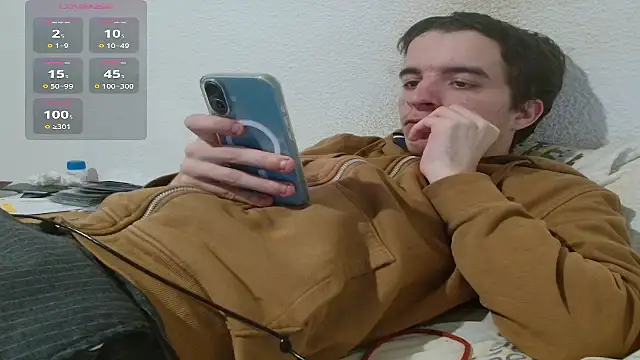 Tombgy07 online show from February 28, 2026, 9:27 pm