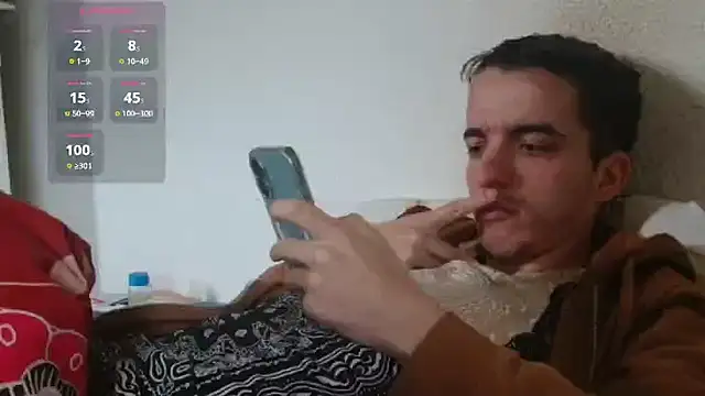 Tombgy07 online show from April 14, 2026, 11:05 am