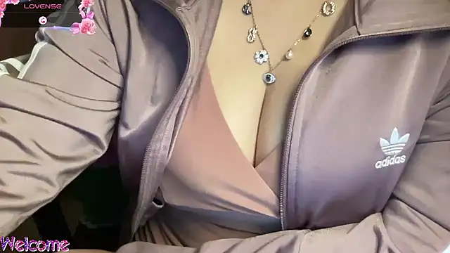 Snapshot of Sportybabe chatting on March 9, 2026, 8:02 pm Sportybabe online show from March 9, 2026, 8:02 pm