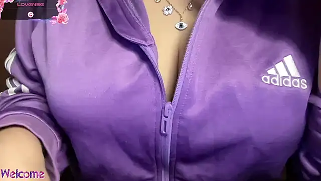 Snapshot of Sportybabe chatting on April 7, 2026, 8:20 pm Sportybabe online show from April 7, 2026, 8:20 pm