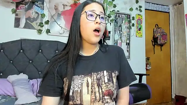 Snapshot of persefone_core chatting on March 15, 2025, 3:40 am persefone core online show from March 15, 2025, 3:40 am