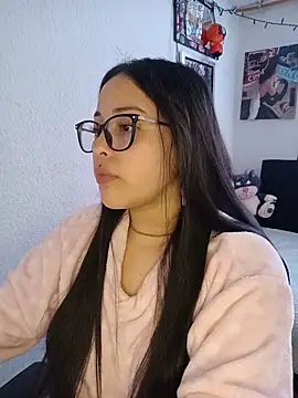 Snapshot of persefone_core chatting on November 16, 2025, 4:23 pm persefone core online show from November 16, 2025, 4:23 pm