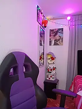 Snapshot of persefone_core chatting on December 19, 2025, 11:12 pm persefone core online show from December 19, 2025, 11:12 pm