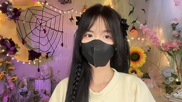 Your-Sunshine online show from October 24, 2025, 4:03 pm