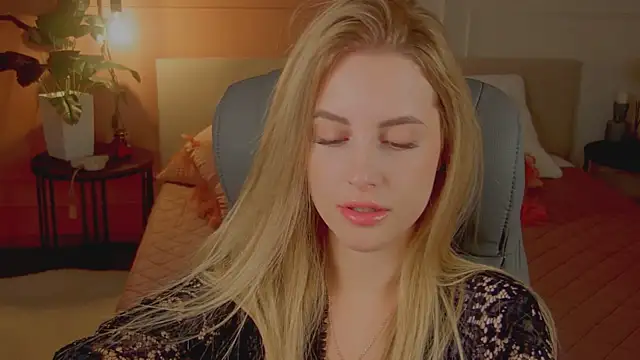 Snapshot of anita_blairr chatting on October 1, 2025, 1:22 am anita blairr online show from October 1, 2025, 1:22 am