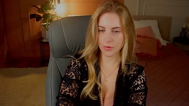 Snapshot of anita_blairr chatting on October 9, 2025, 12:52 am anita blairr online show from October 9, 2025, 12:52 am