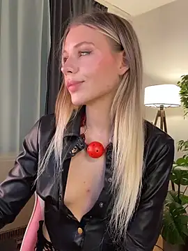 KittyKatyDream online show from January 6, 2026, 5:38 pm