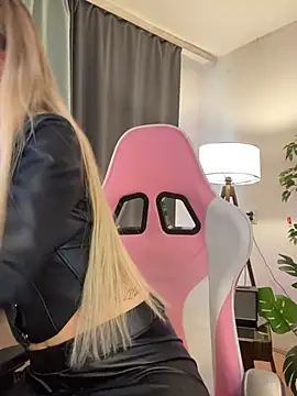 KittyKatyDream online show from April 10, 2026, 4:01 pm