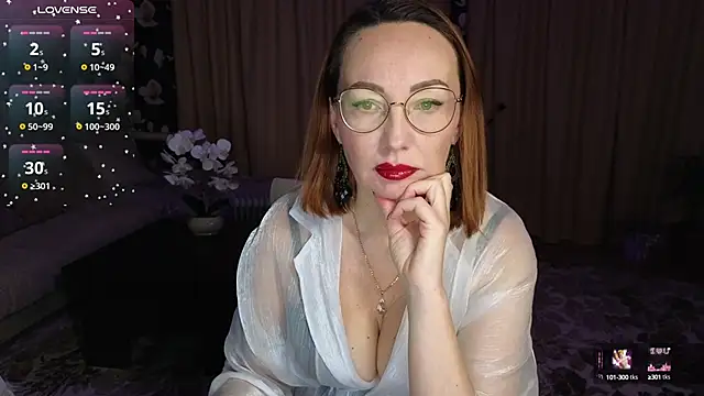 Snapshot of LybovNTV chatting on February 27, 2025, 4:32 pm LybovNTV online show from February 27, 2025, 4:32 pm