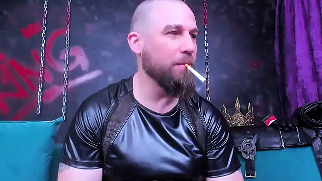 ArmandoSteel4u online show from April 16, 2026, 5:14 pm