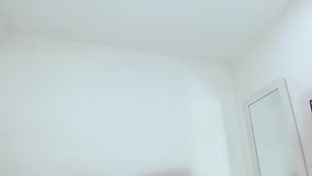 Snapshot of sashacreamy_ chatting on November 25, 2025, 2:44 am sashacreamy online show from November 25, 2025, 2:44 am