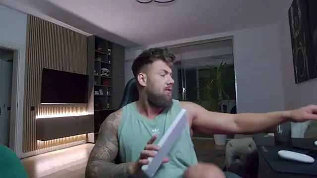 UbbeViking online show from February 13, 2025, 8:03 pm