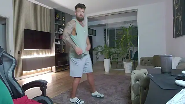 UbbeViking online show from February 13, 2025, 11:04 pm