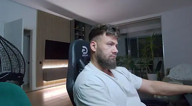 UbbeViking online show from March 9, 2025, 7:59 pm