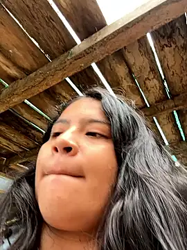 Snapshot of moncerrat_luna chatting on February 11, 2025, 9:14 pm moncerrat luna online show from February 11, 2025, 9:14 pm