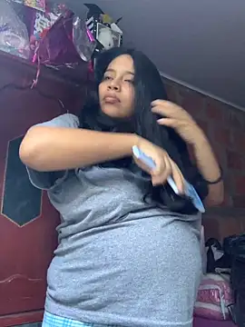 Snapshot of moncerrat_luna chatting on September 28, 2025, 10:04 pm moncerrat luna online show from September 28, 2025, 10:04 pm