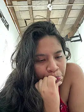 moncerrat luna online show from February 28, 2026, 7:15 pm