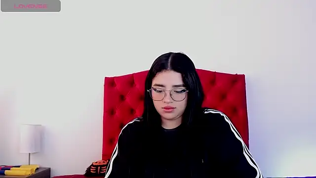 aliice walker  online show from December 14, 2024, 6:52 pm