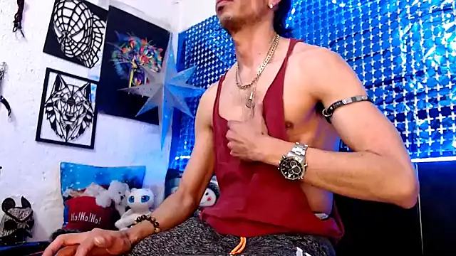 Mensecret69 online show from December 31, 2024, 11:39 pm