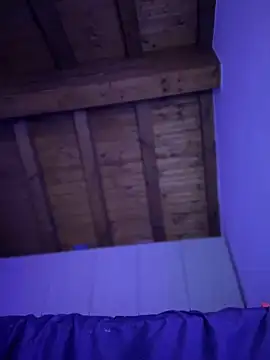 Charly  online show from December 4, 2024, 2:48 pm