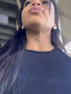 Charly  online show from February 7, 2025, 3:08 pm