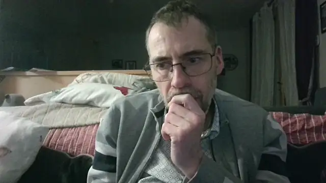 ptitcanard60600 online show from March 16, 2026, 10:25 pm