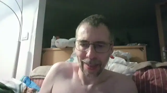 Snapshot of ptitcanard60600 chatting on May 30, 2026, 11:35 pm ptitcanard60600 online show from May 30, 2026, 11:35 pm
