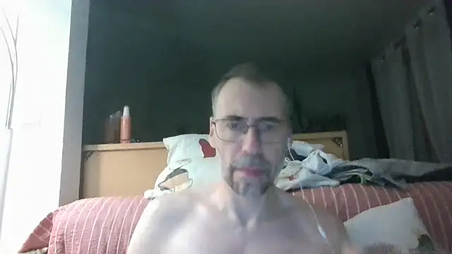 Snapshot of ptitcanard60600 chatting on August 6, 2026, 9:49 pm ptitcanard60600 online show from August 6, 2026, 9:49 pm