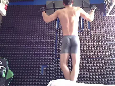 Curly Angel24 online show from November 19, 2025, 5:13 pm