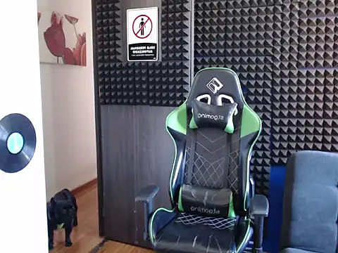 Curly Angel24 online show from December 20, 2025, 5:09 pm